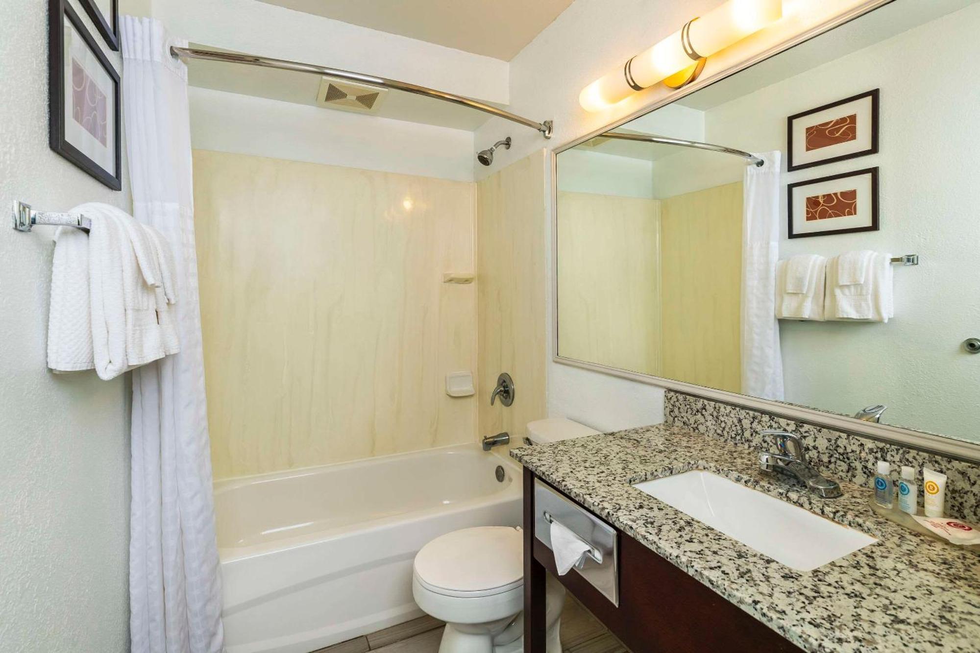 Comfort Inn & Suites Yorkton Luaran gambar